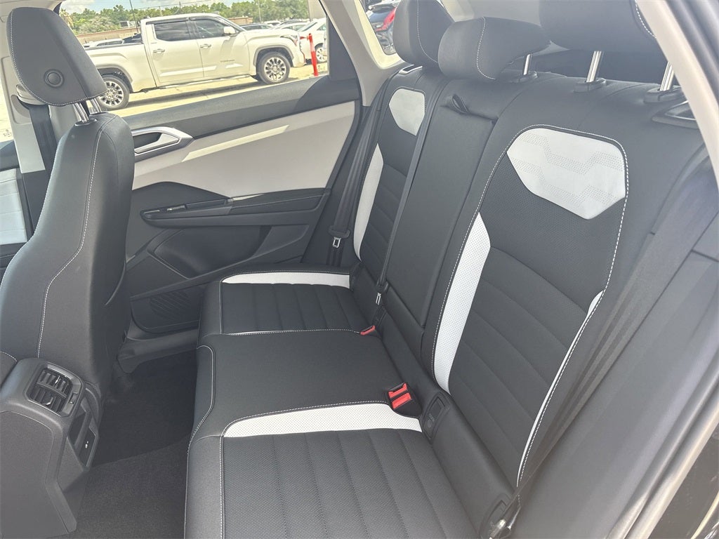 2025 Volkswagen Taos 1.5T SEL