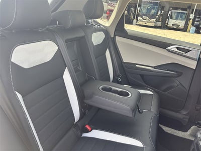 2025 Volkswagen Taos 1.5T SEL