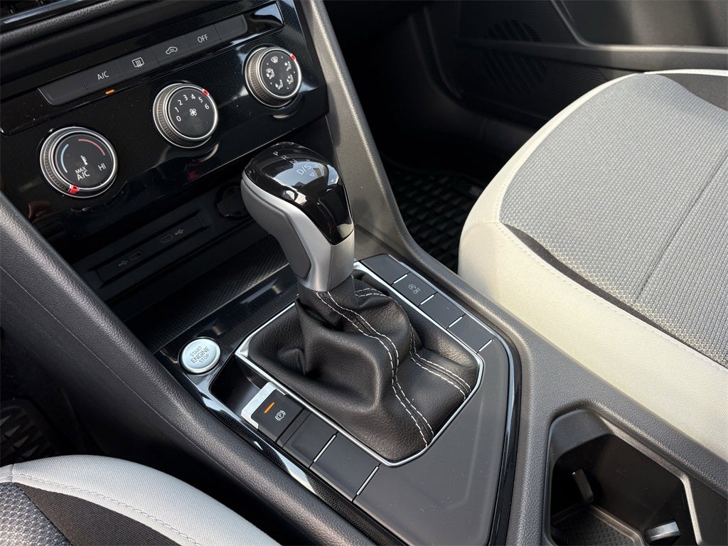 2025 Volkswagen Taos 1.5T S