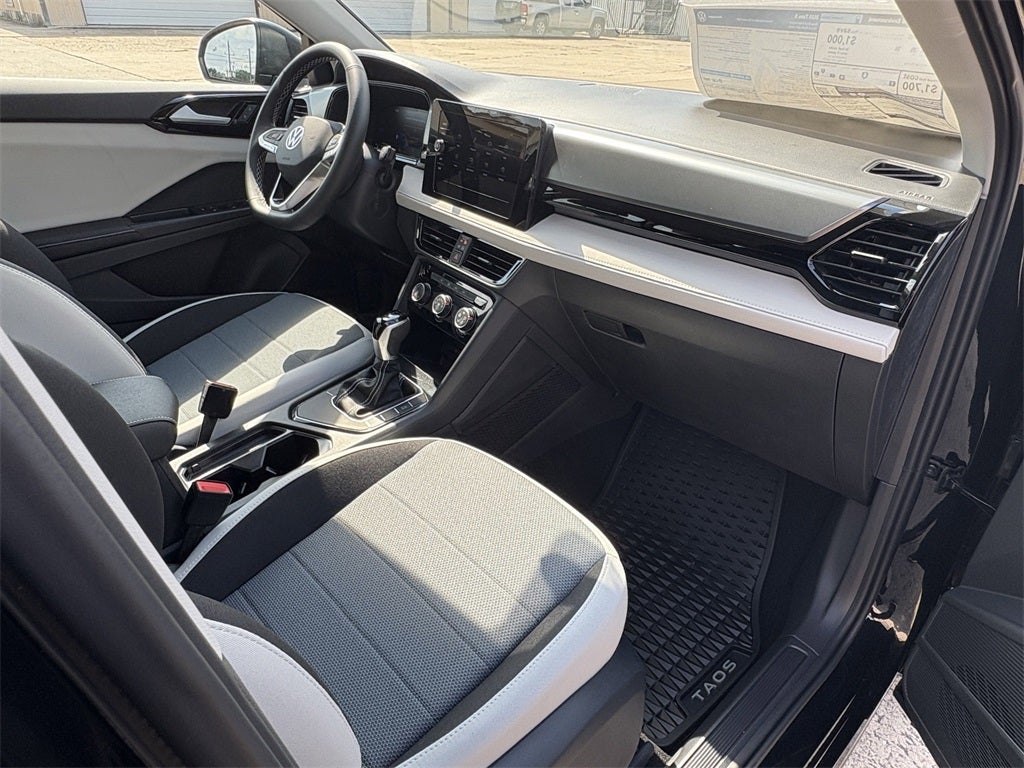 2025 Volkswagen Taos 1.5T S