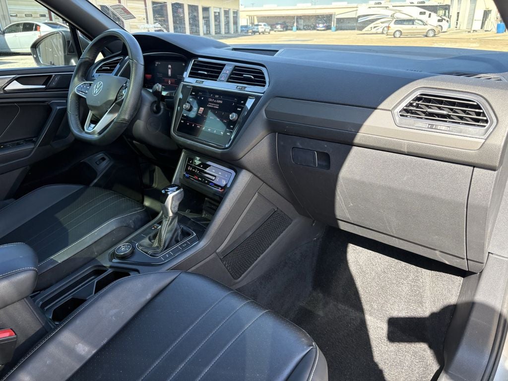 2022 Volkswagen Tiguan 2.0T SE R-Line Black