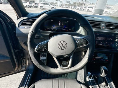 2024 Volkswagen Tiguan 2.0T SE R-Line Black
