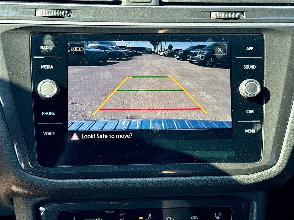 2024 Volkswagen Tiguan 2.0T SE R-Line Black