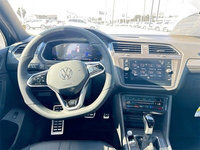 2024 Volkswagen Tiguan 2.0T SE R-Line Black