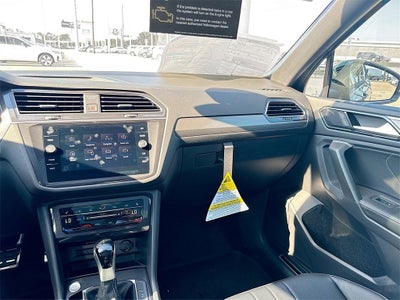 2024 Volkswagen Tiguan 2.0T SE R-Line Black