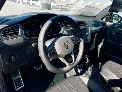 2024 Volkswagen Tiguan 2.0T SE R-Line Black