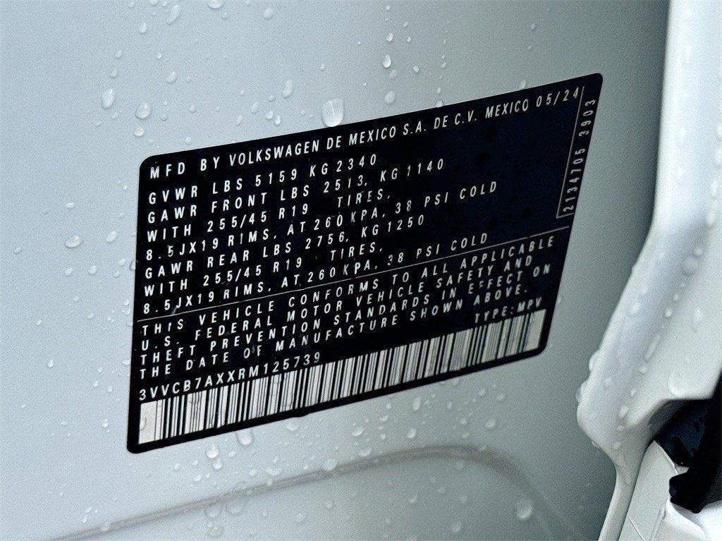 2024 Volkswagen Tiguan 2.0T SE R-Line Black