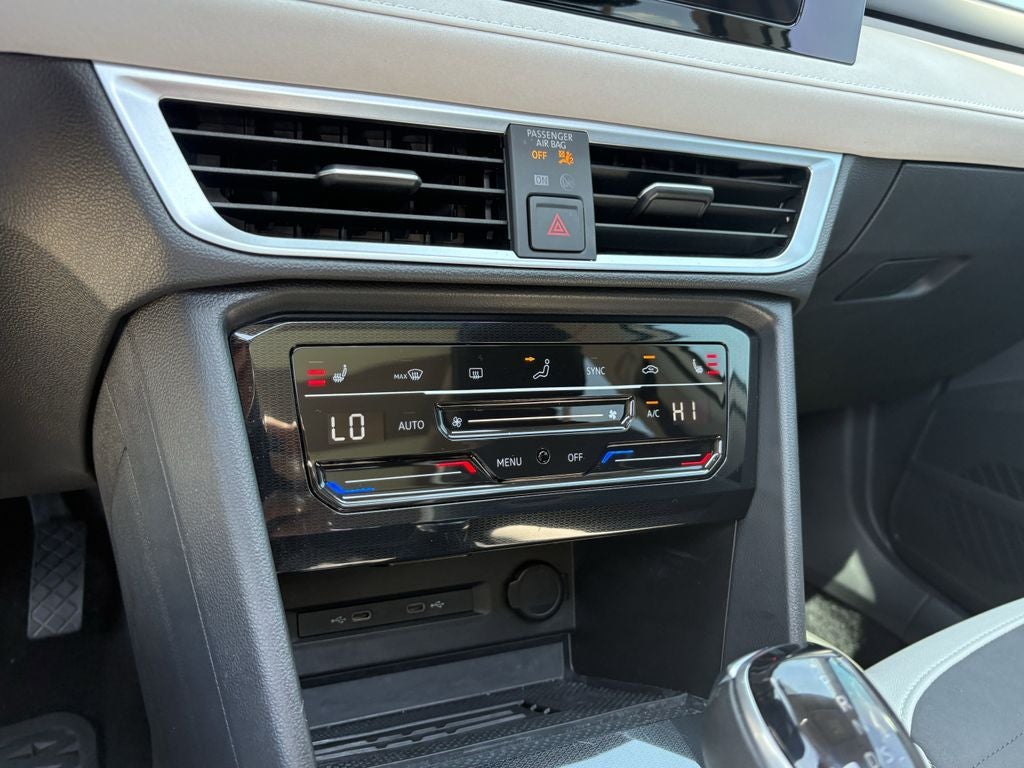 2025 Volkswagen Taos SE - Photo 19