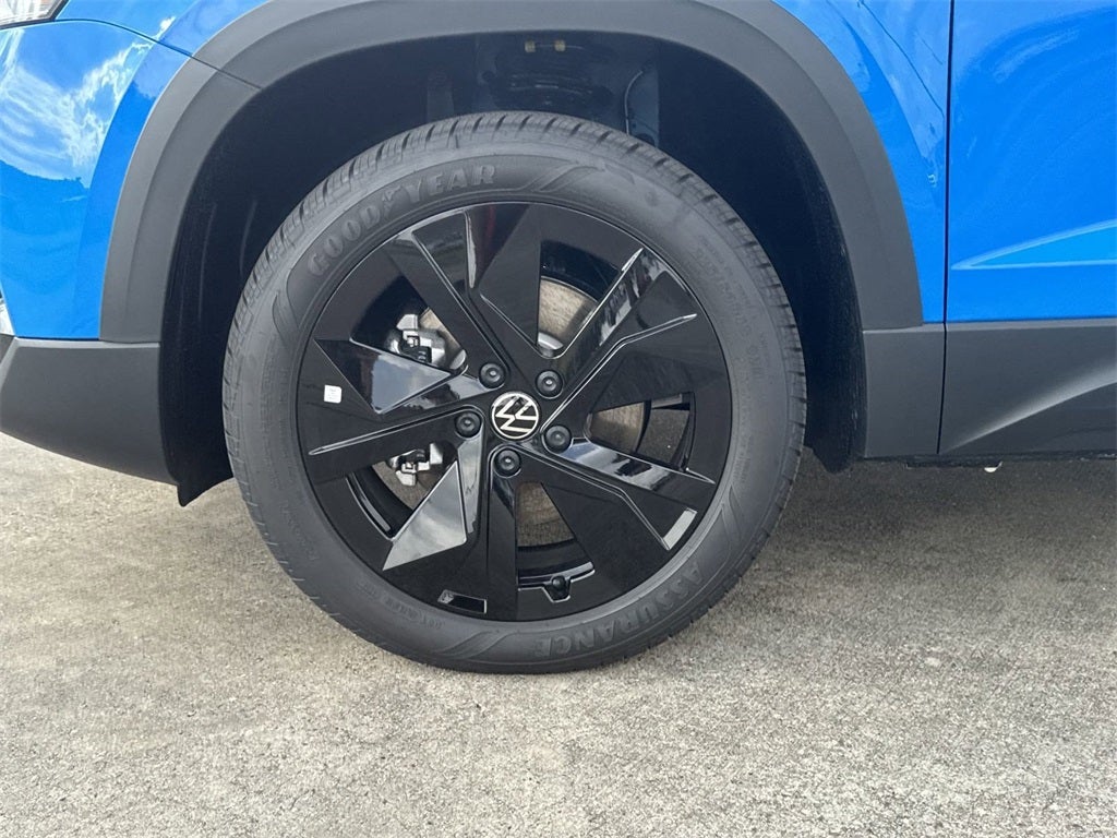 2025 Volkswagen Taos 1.5T SE