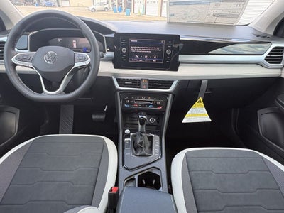 2026 Volkswagen Taos 1.5T SE