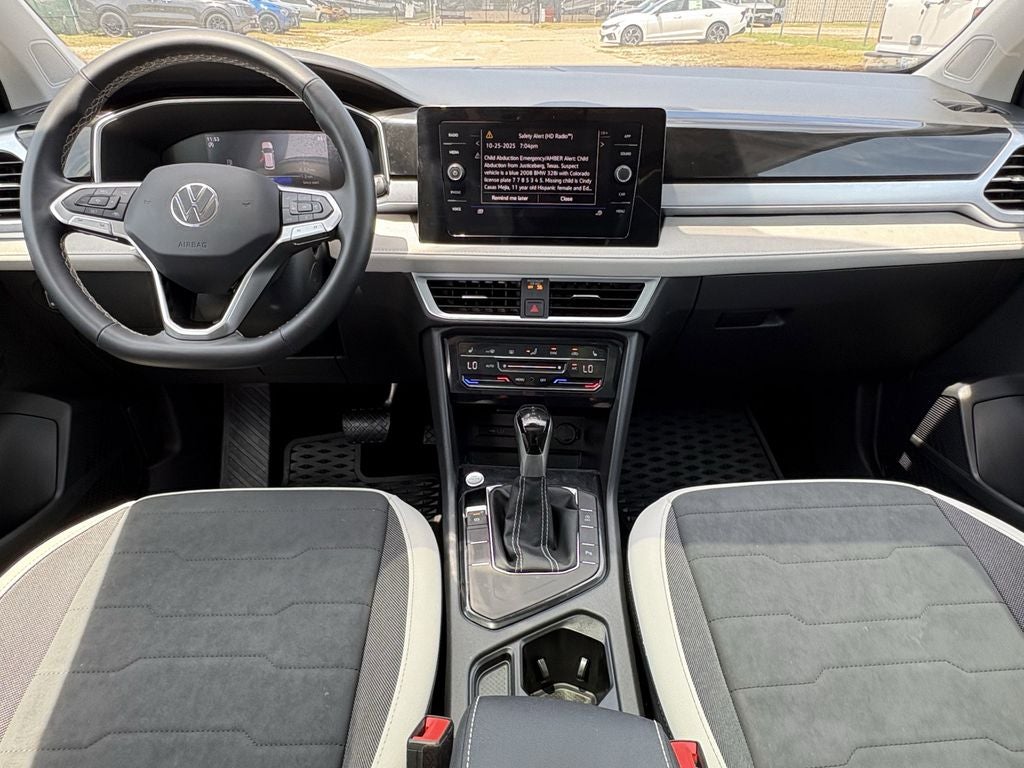 2025 Volkswagen Taos SE - Photo 26