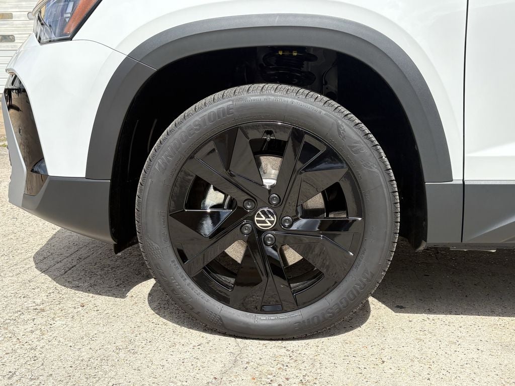 2026 Volkswagen Taos 1.5T SE