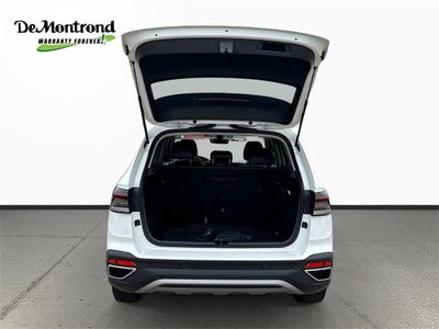 2025 Volkswagen Taos 1.5T SE