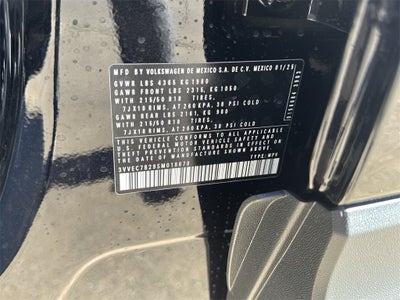 2025 Volkswagen Taos 1.5T SE