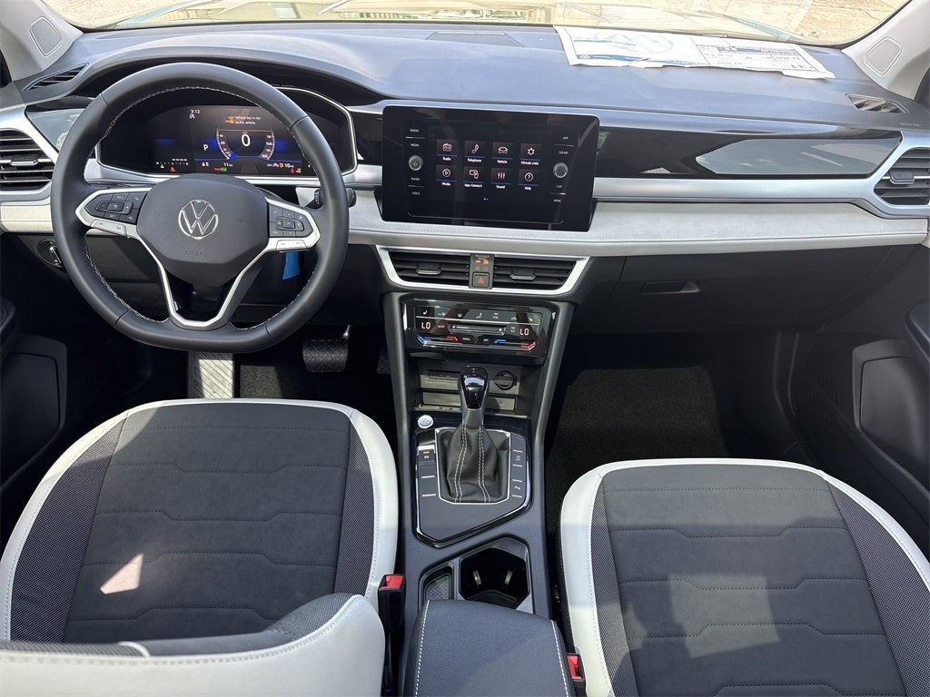 2025 Volkswagen Taos 1.5T SE