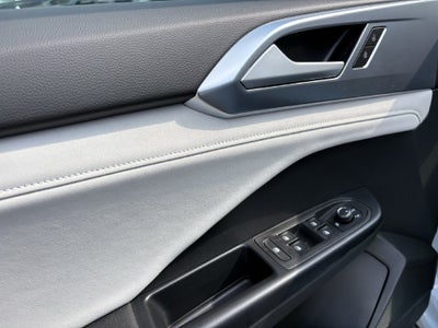 2027 Volkswagen Taos 1.5T SE