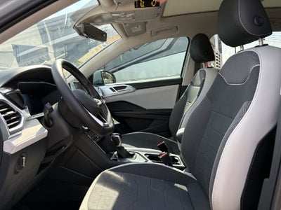 2027 Volkswagen Taos 1.5T SE