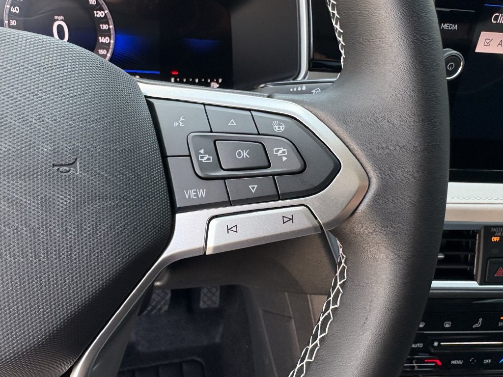 2027 Volkswagen Taos 1.5T SE