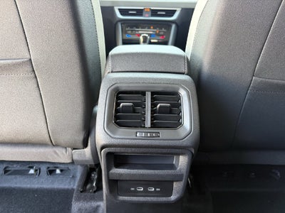 2027 Volkswagen Taos 1.5T SE