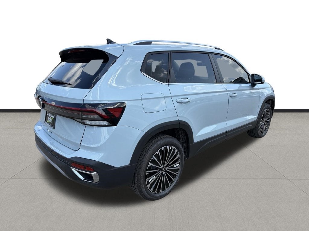 2027 Volkswagen Taos 1.5T SE