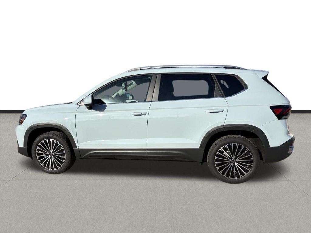 2027 Volkswagen Taos 1.5T SE