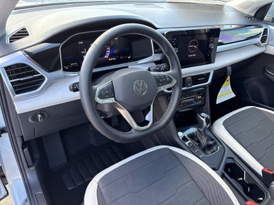 2027 Volkswagen Taos 1.5T SE