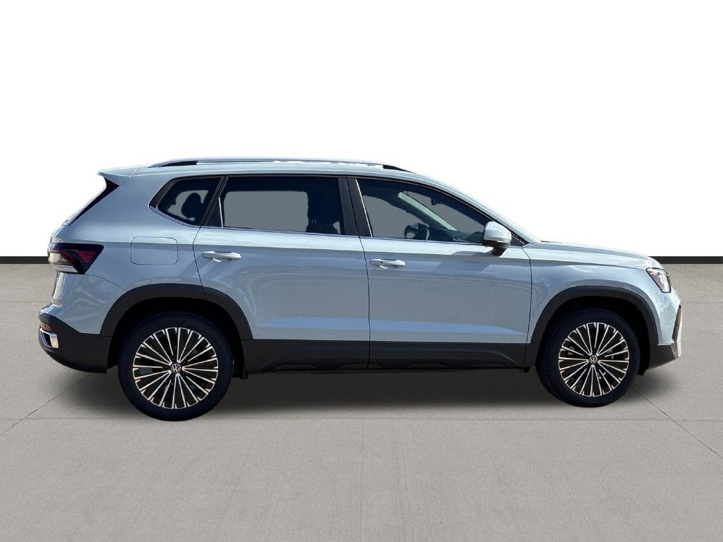 2027 Volkswagen Taos 1.5T SE