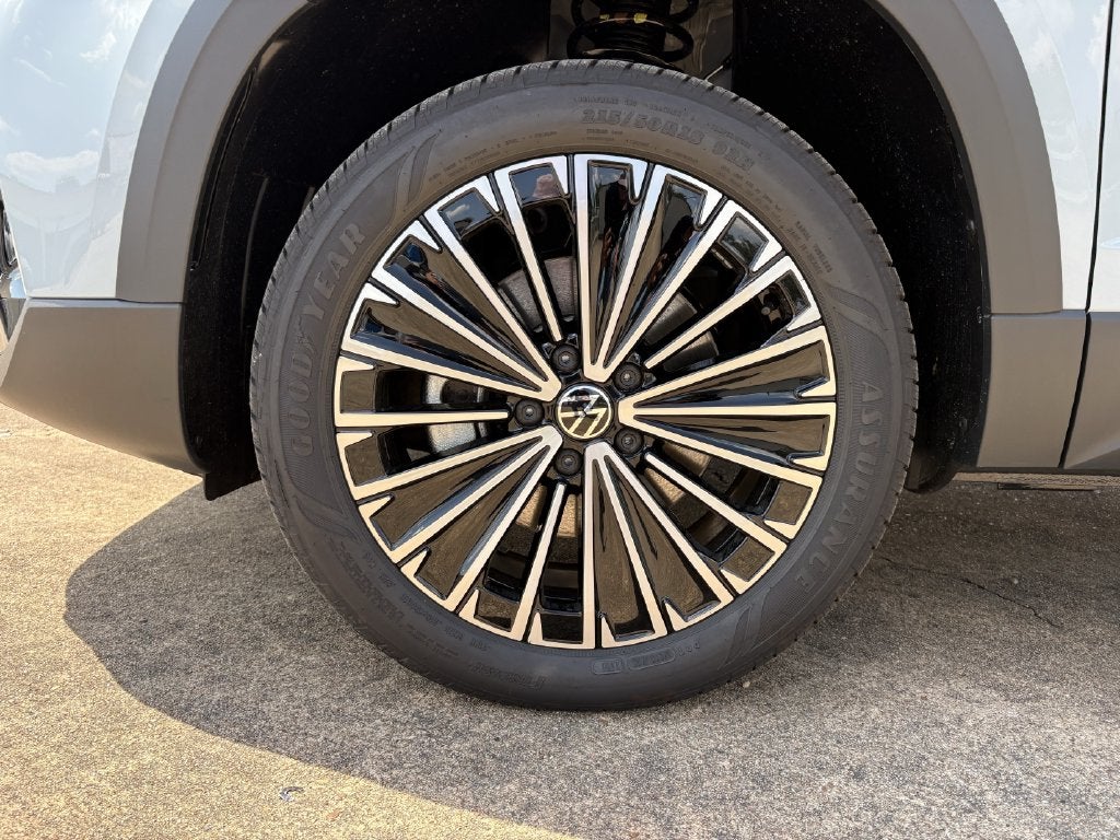 2027 Volkswagen Taos 1.5T SE