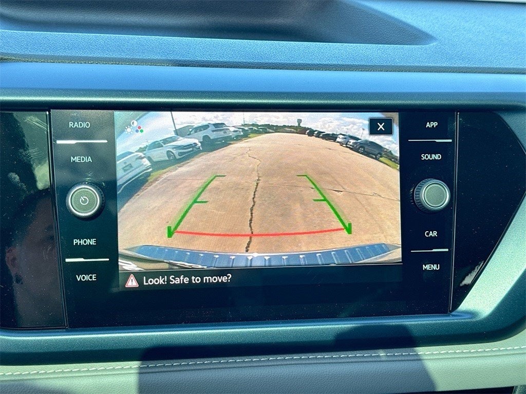 2024 Volkswagen Taos 1.5T SE