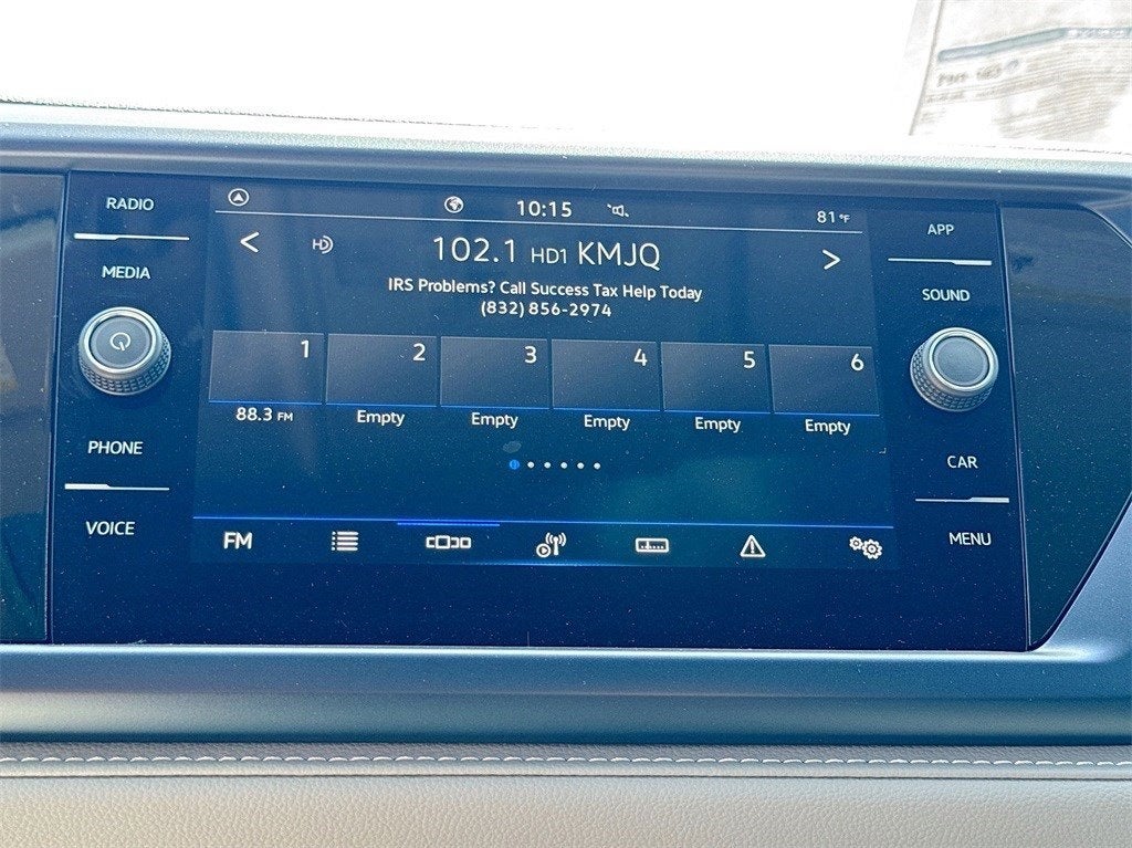 2024 Volkswagen Taos 1.5T SE