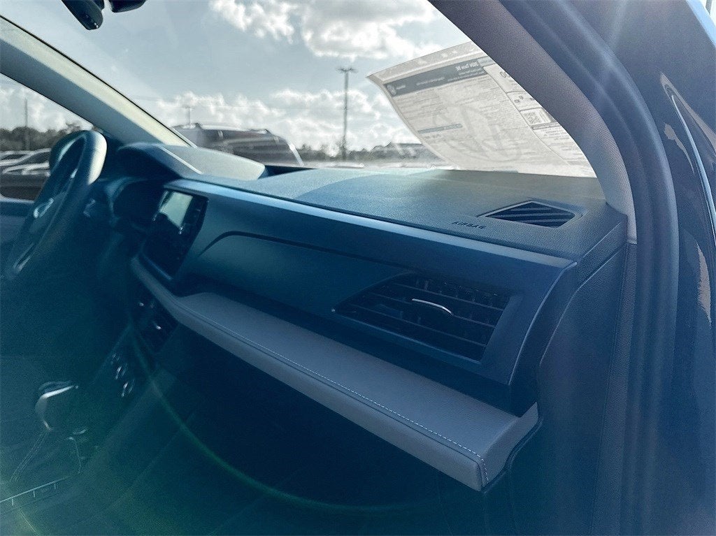 2024 Volkswagen Taos 1.5T SE