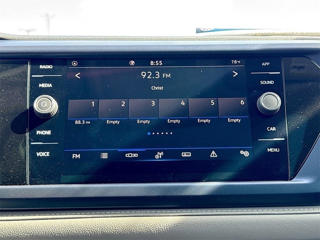 2024 Volkswagen Taos 1.5T SE