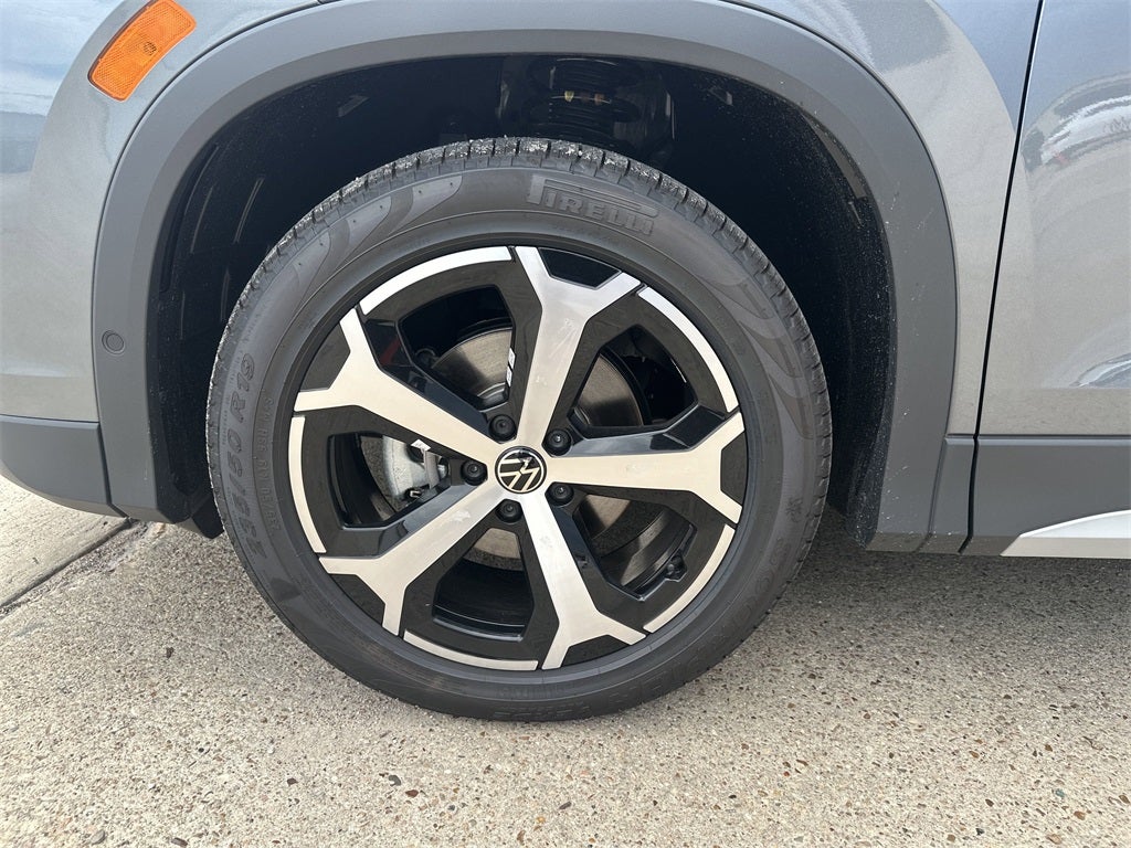 2025 Volkswagen Tiguan 2.0T SE