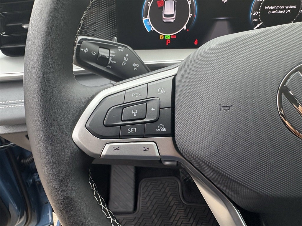 2025 Volkswagen Tiguan 2.0T SE