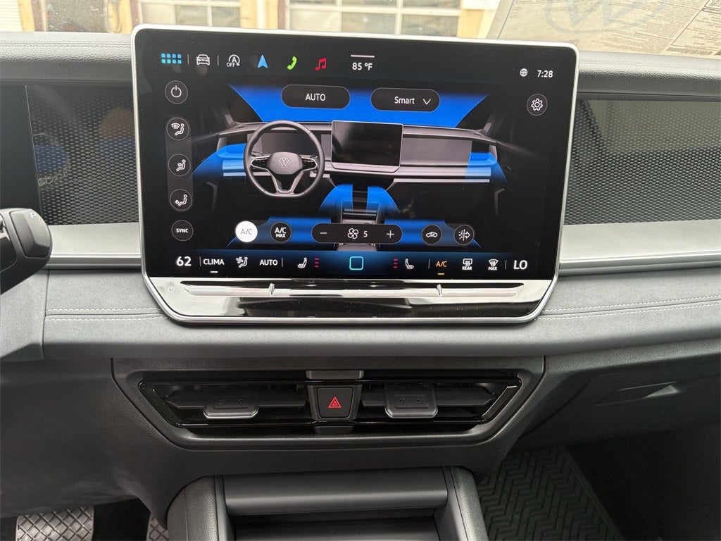 2025 Volkswagen Tiguan 2.0T SE