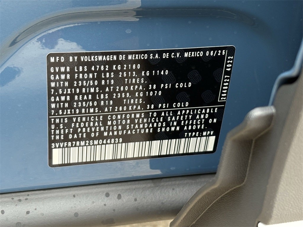 2025 Volkswagen Tiguan 2.0T SE