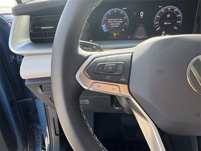 2025 Volkswagen Tiguan 2.0T SE