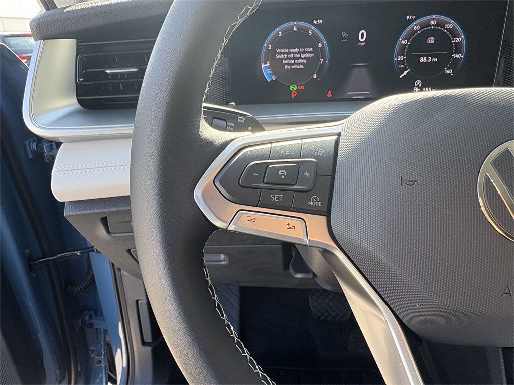 2025 Volkswagen Tiguan 2.0T SE