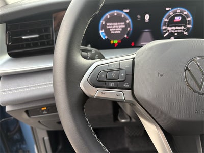 2025 Volkswagen Tiguan 2.0T SE