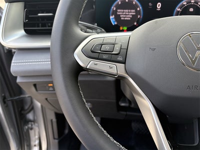 2025 Volkswagen Tiguan 2.0T SE