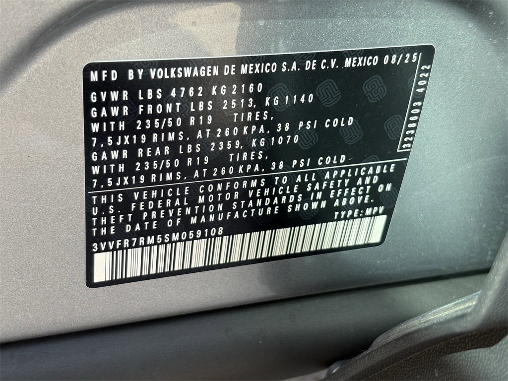 2025 Volkswagen Tiguan 2.0T SE