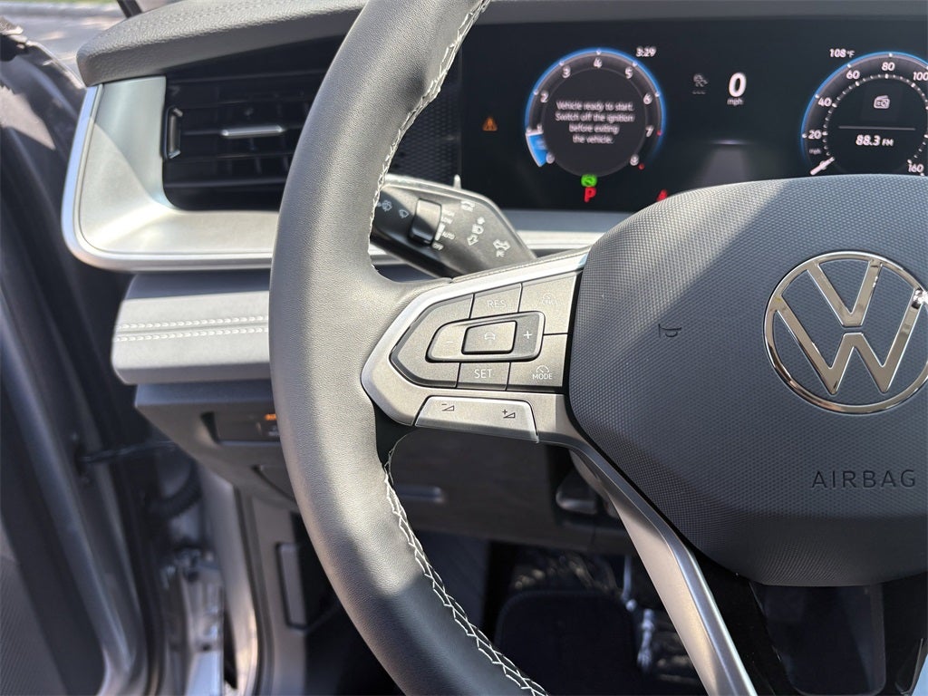 2025 Volkswagen Tiguan 2.0T SE