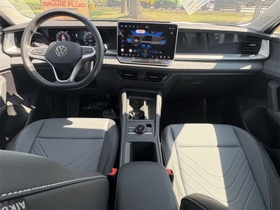 2025 Volkswagen Tiguan 2.0T SE