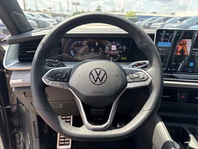 2026 Volkswagen Tiguan 2.0T SE R-Line Black
