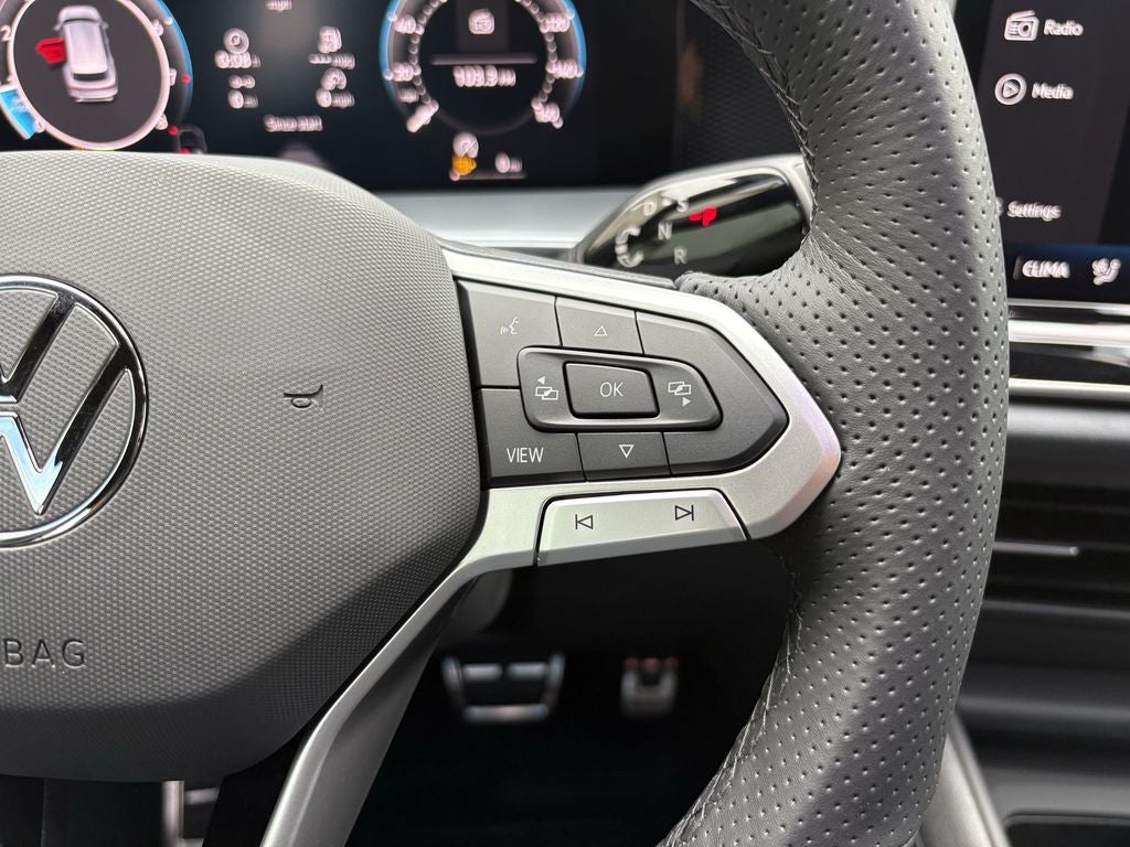 2026 Volkswagen Tiguan 2.0T SE R-Line Black