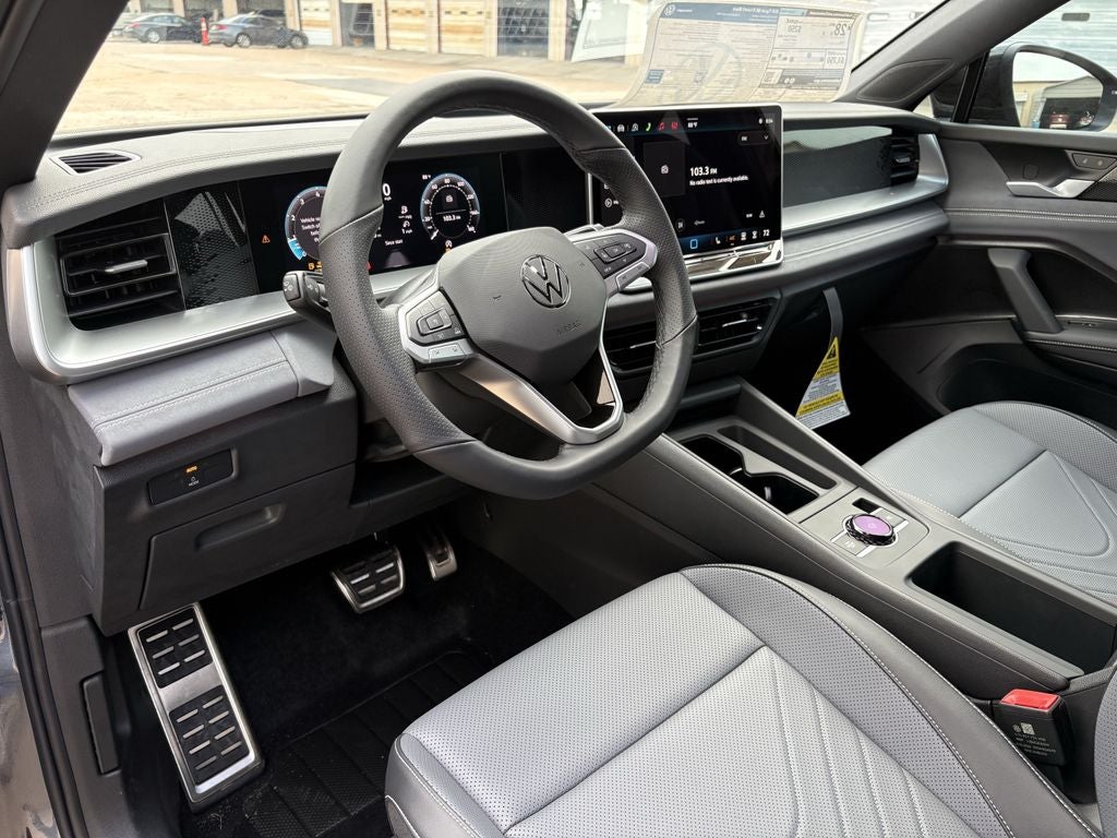 2026 Volkswagen Tiguan 2.0T SE R-Line Black
