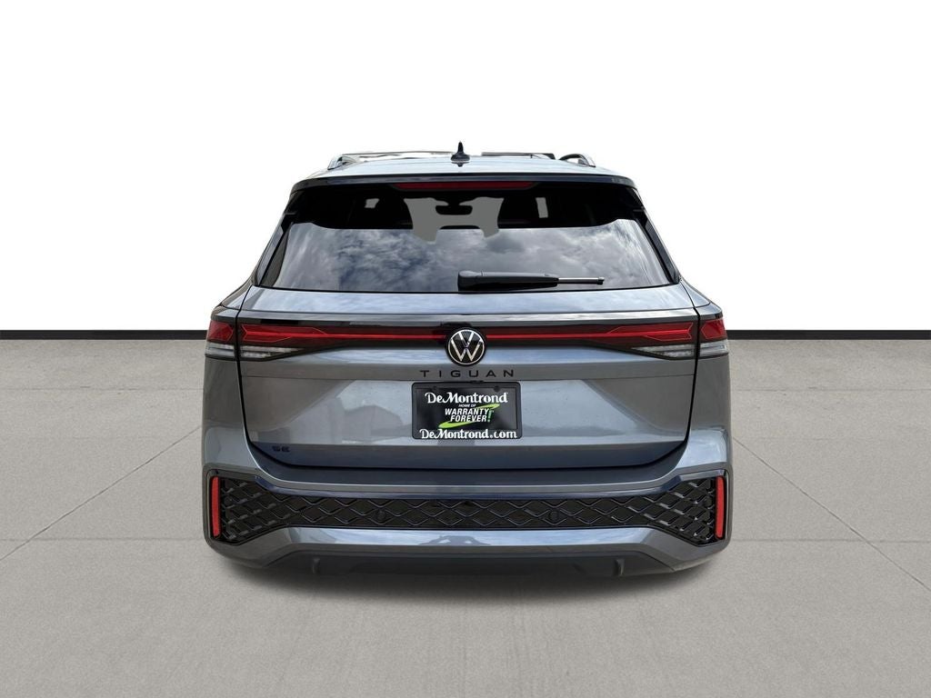2026 Volkswagen Tiguan 2.0T SE R-Line Black