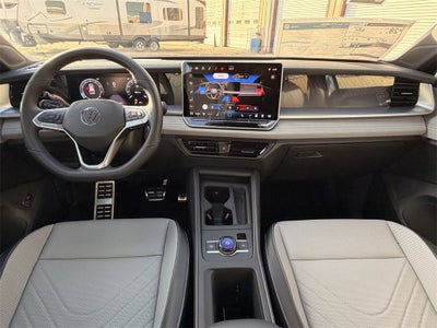 2026 Volkswagen Tiguan 2.0T SE R-Line Black