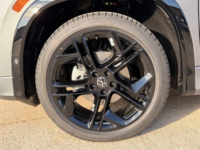 2026 Volkswagen Tiguan 2.0T SE R-Line Black