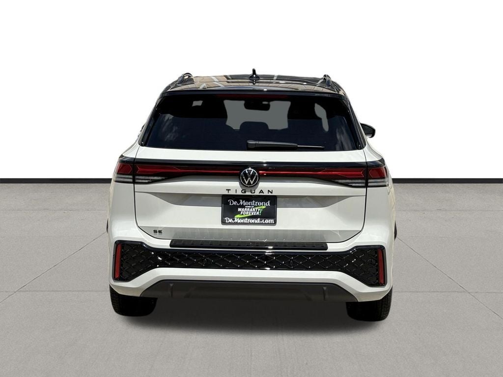 2026 Volkswagen Tiguan 2.0T SE R-Line Black